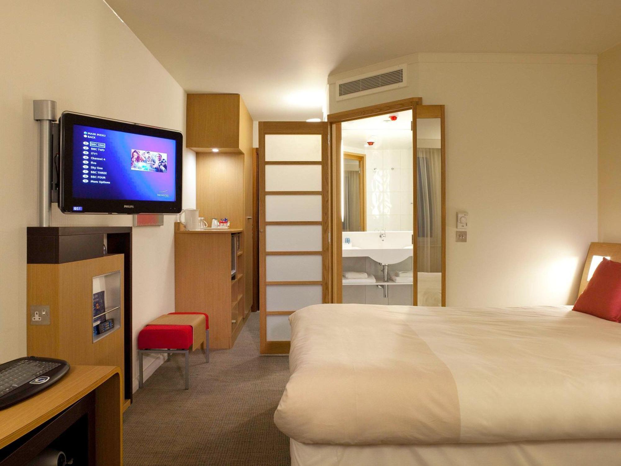 Novotel Liverpool Centre Esterno foto