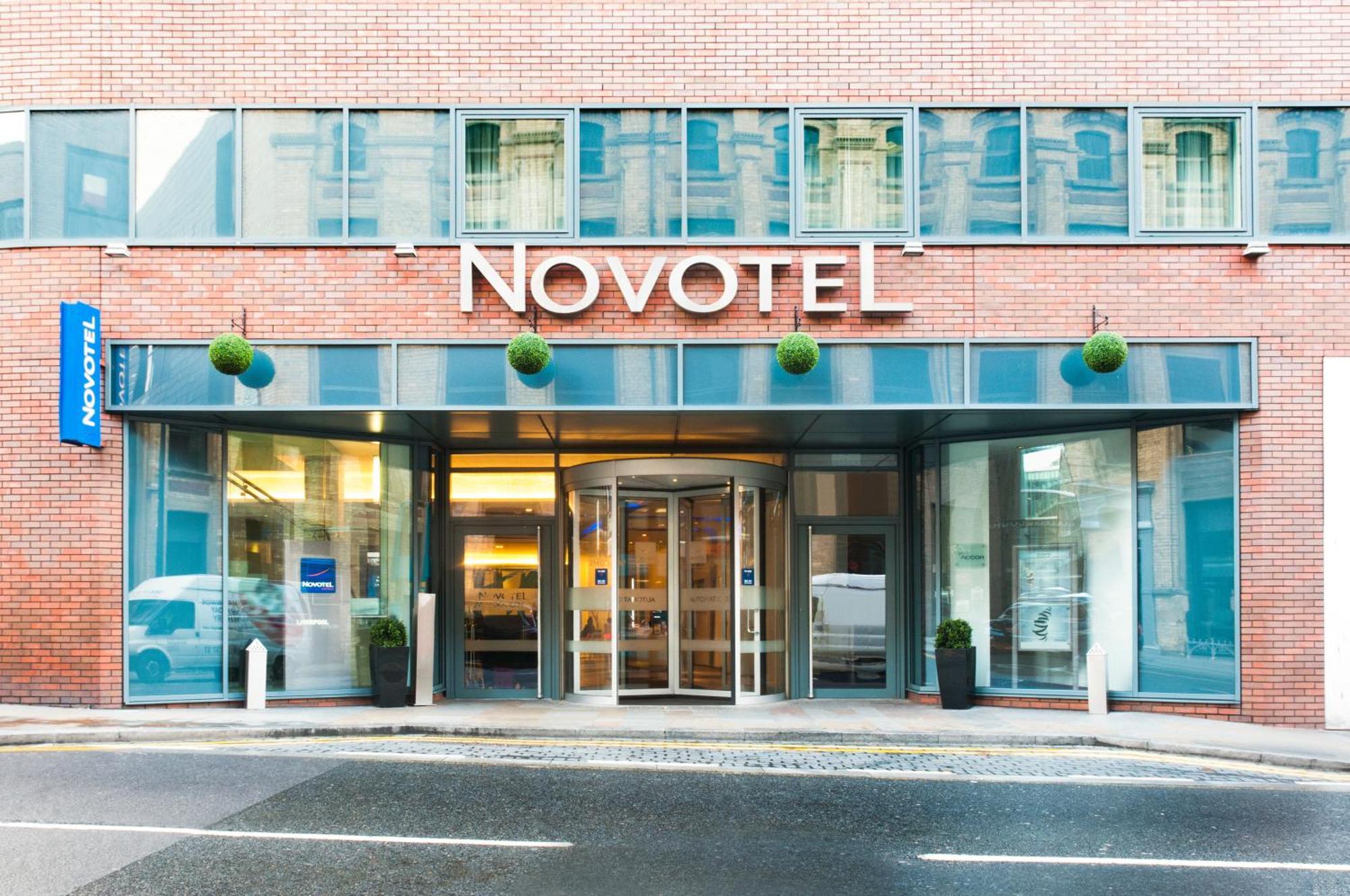 Novotel Liverpool Centre Esterno foto