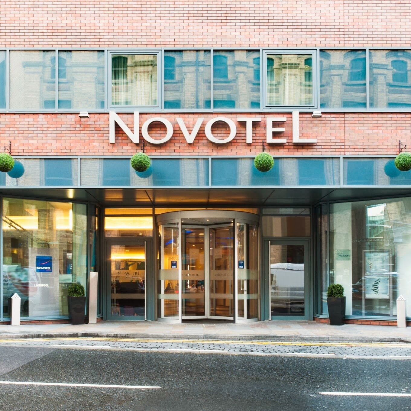 Novotel Liverpool Centre Esterno foto
